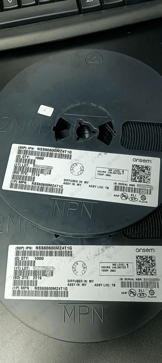 Today's delivery:NSS60600MZ

Inquiry: sales@seektronics.com
Find more: seektronics.com
=======
#Onsemi
#electronics
#semiconductor
#semiconductors
#semiconductorindustry
#electronicsmanufacturing
#powerelectronics
#components
#electroniccomponents
#powersupply