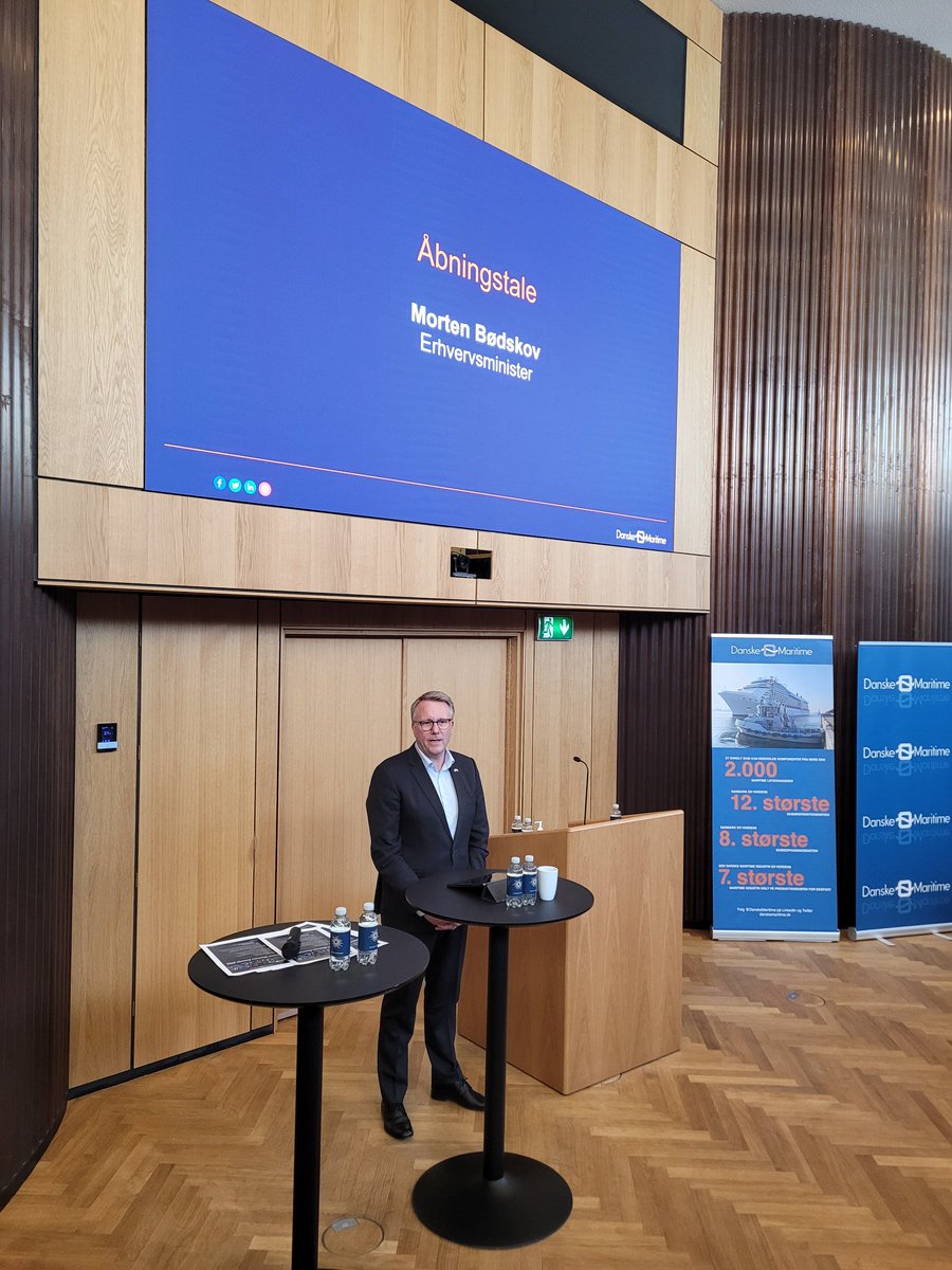 Vi skal gøre os endnu stærkere i vores centrale styrkepositioner, og her spiller den maritime industri en særlig rolle, slår erhvervsminister <a href="/mfMorten/">Morten Bødskov</a> fast i sin åbningstale ved <a href="/DanskeMaritime/">Danske Maritime</a> s årsmøde, som netop er skudt i gang.