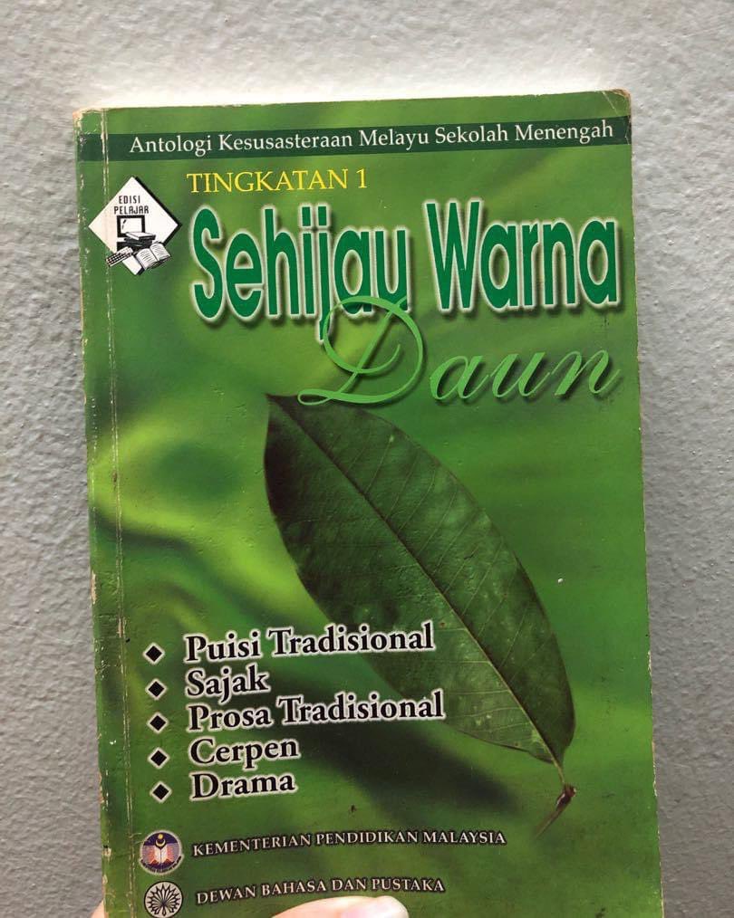 ConfessionLocal's tweet photo. Siapa pernah baca buku ni dia legend https://t.co/eXZzyCQerj