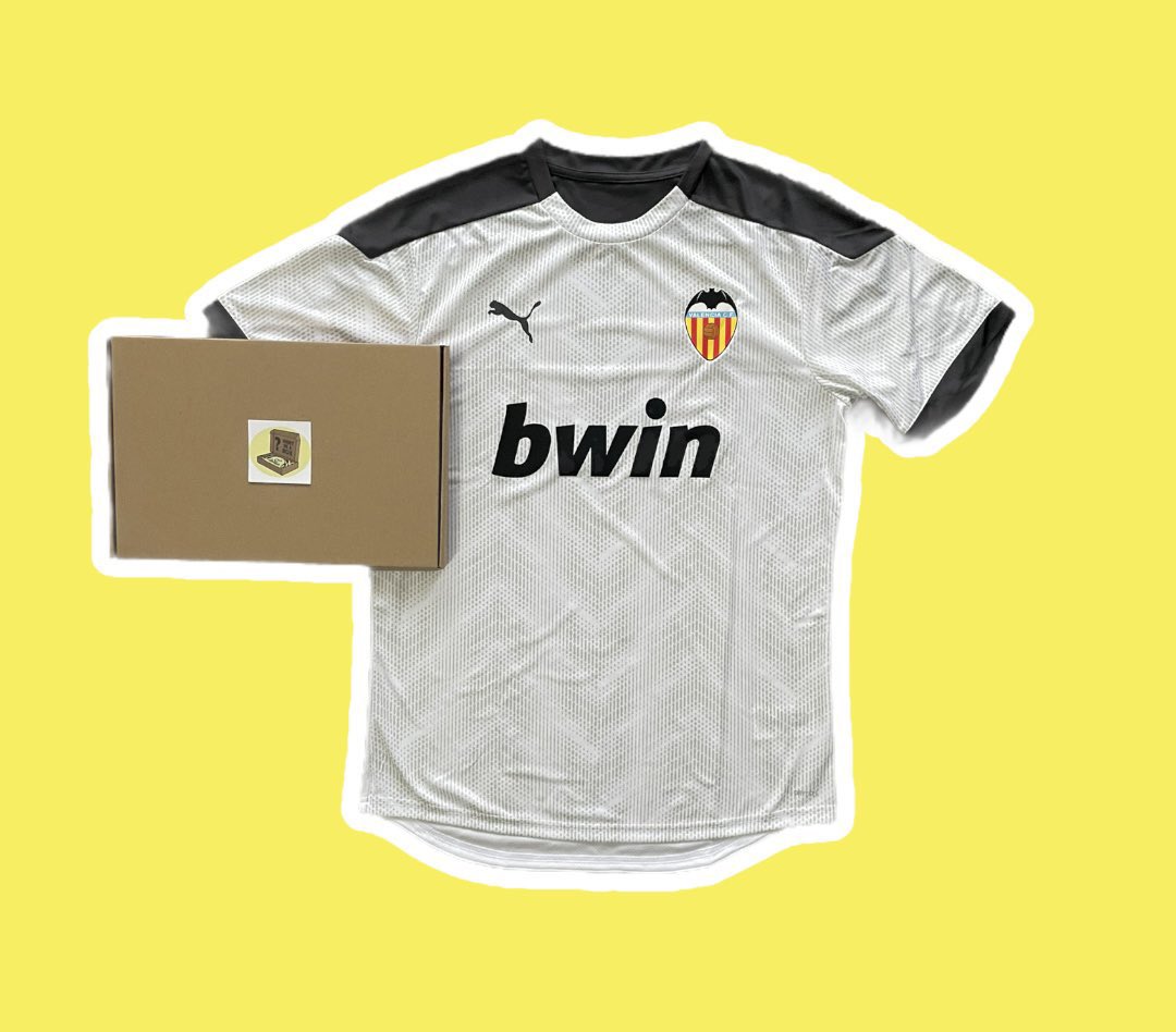 theshirtinabox's tweet image. GIVEAWAY TIME 😍

If Harry Kane or Rashford score ANYTIME tonight then we will giveaway one of our mystery boxes to own lucky person! 👀 

How to enter 👇

🐥 Retweet this tweet 
👋 Follow us 

Good luck everyone!!! 🤞