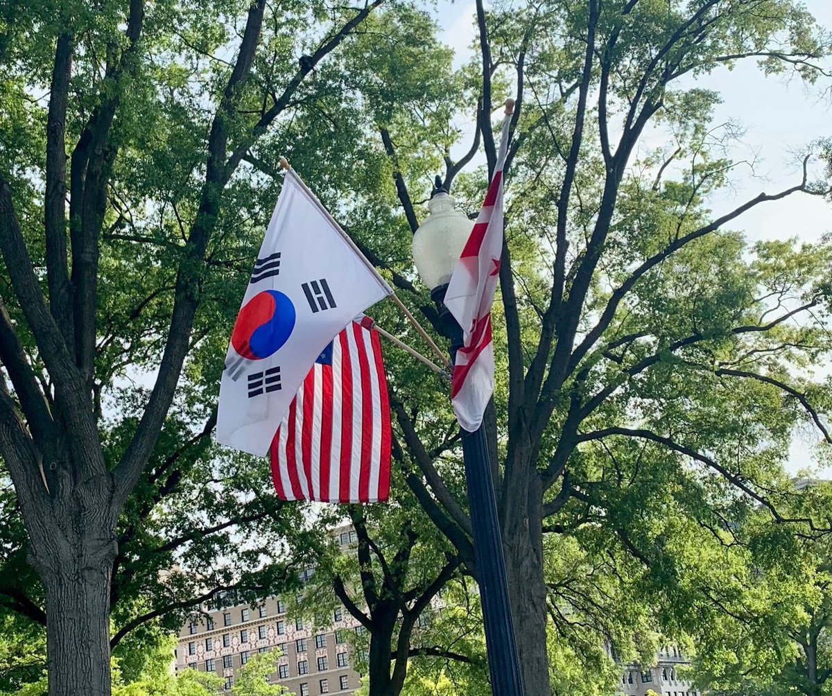South Korea 🇰🇷- USA 🇺🇸 meetings including the White House ceremony. Mi Jeong Hibbitts linkedin.com/posts/mijeongh…