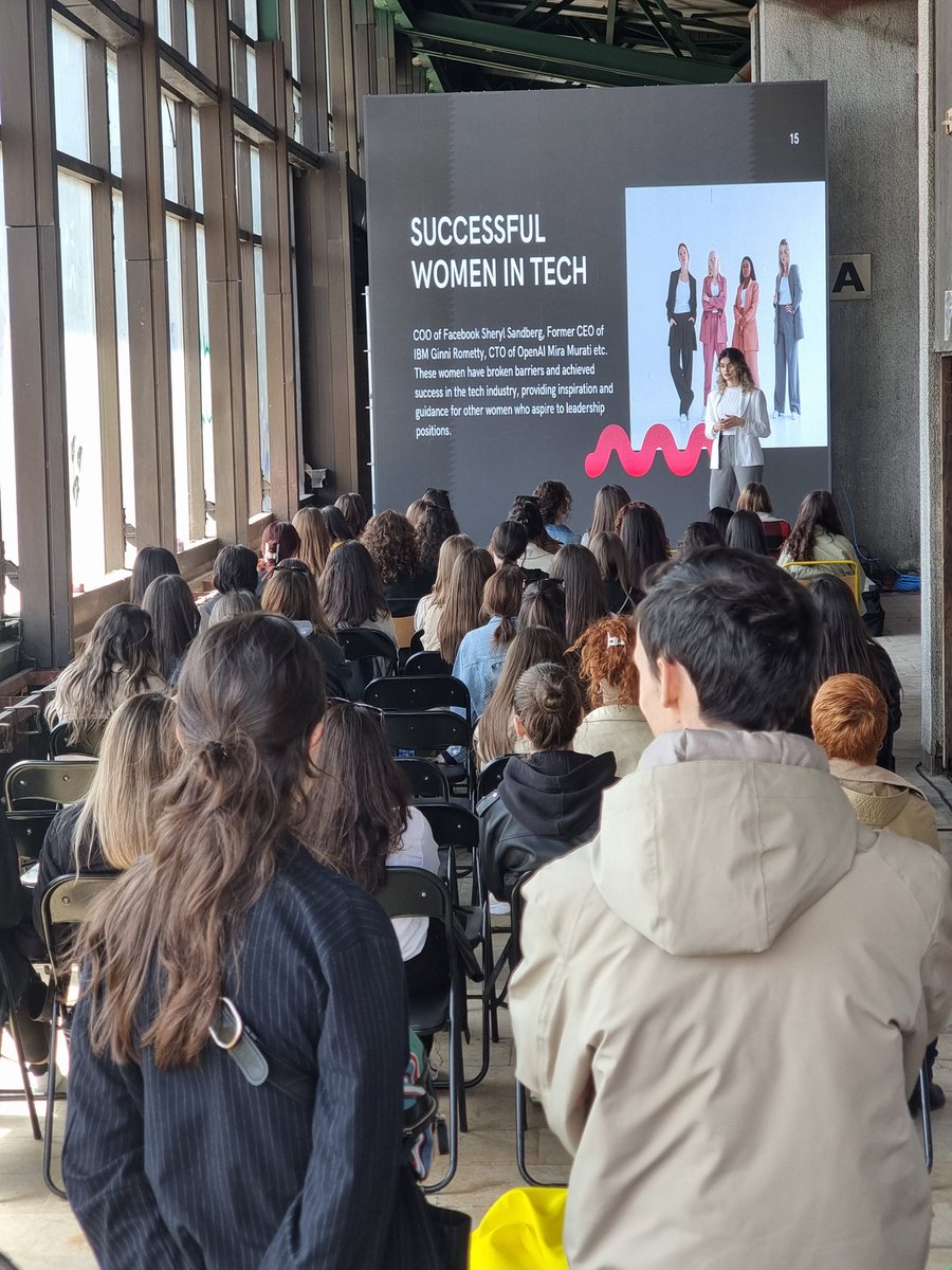 ICKosovo's tweet image. Komuniteti i ICT dhe @KPrishtines po i kthejnë jetën pjesës së djegur të Pallatit të Rinisë. Gjashtë aktivitete vetëm sot në kuadër të @gitkosovo #VajzatnëTIK23. Ky është fillimi i një tregimi të bukur. Faleminderit @KPrishtines @perparim_rama &amp;amp; @DonjetaSahatciu për mbështetjen.