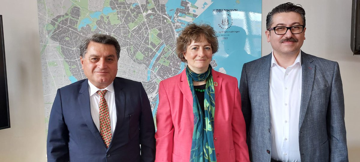 abdulkarimomar1's tweet photo. Today, Thursday 27/04/23, we had the honour of meeting Mrs Line Barfod, Mayor of Copenhagen. We exchanged views on the impact of the Syrian crisis on the infrastructure and the overall needs of NES. https://t.co/Zs0SaUA3Ju