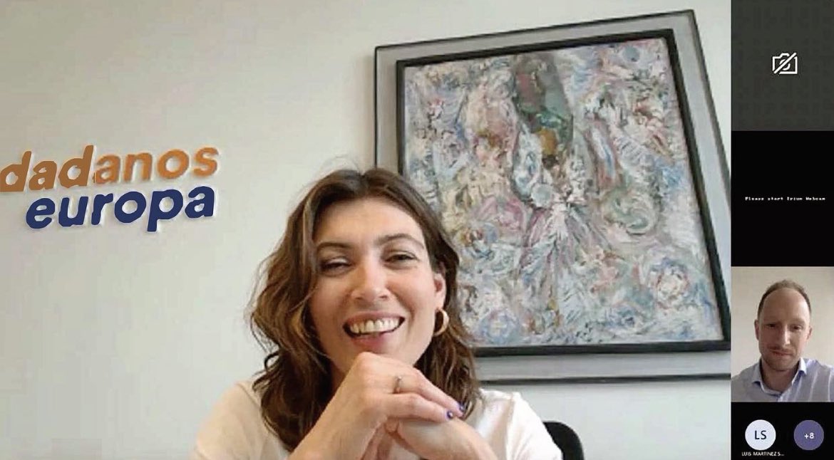 EPEU_JMModule's tweet photo. Agradecer enormemente a @EPoptcheva por su tiempo, dedicación y expertise.

Gracias a su disposición pudimos mantener una charla muy valiosa acerca de la gobernanza económica europea y sus diferentes aspectos.

#MóduloJeanMonnet @UNED https://t.co/9dnAccbwsF