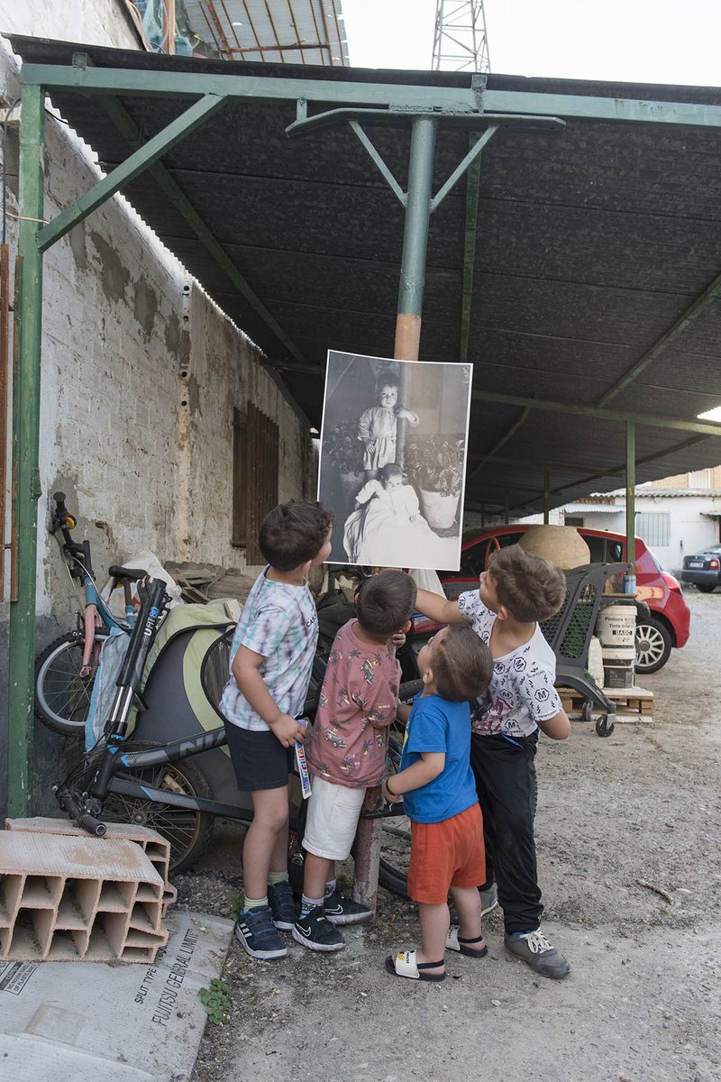 espiguemos's tweet photo. Mañana volvemos a #LaBachillera para seguir conectando el pasado y presente del barrio. ¡Búscanos para que podamos retratarte!🧵👇 https://t.co/B3zMsVRvk7