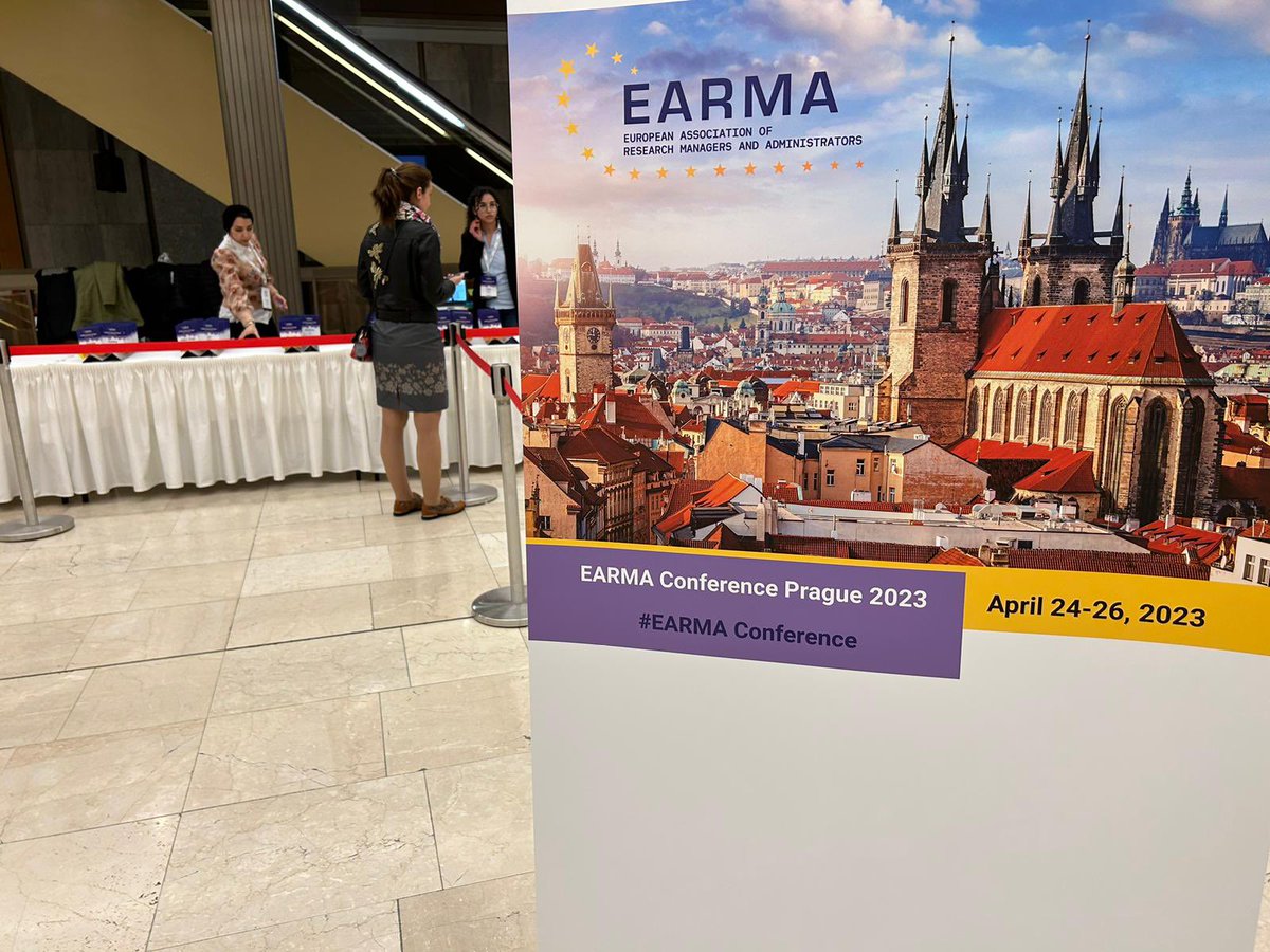 UnifrResearch's tweet photo. Part of our SPR team was at the #EARMAconference in #prague this week to keep up to date with the newest developments in research management. #SPRontour #unifr #researchmanagement https://t.co/QEP91HzaEe