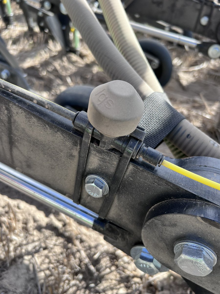 Fin Brown tweet media