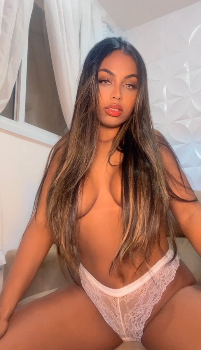SweetSofia69's tweet photo. FREE Subscription on my OnlyFans for new Subscribers 💝 https://t.co/hrh4CXAyok