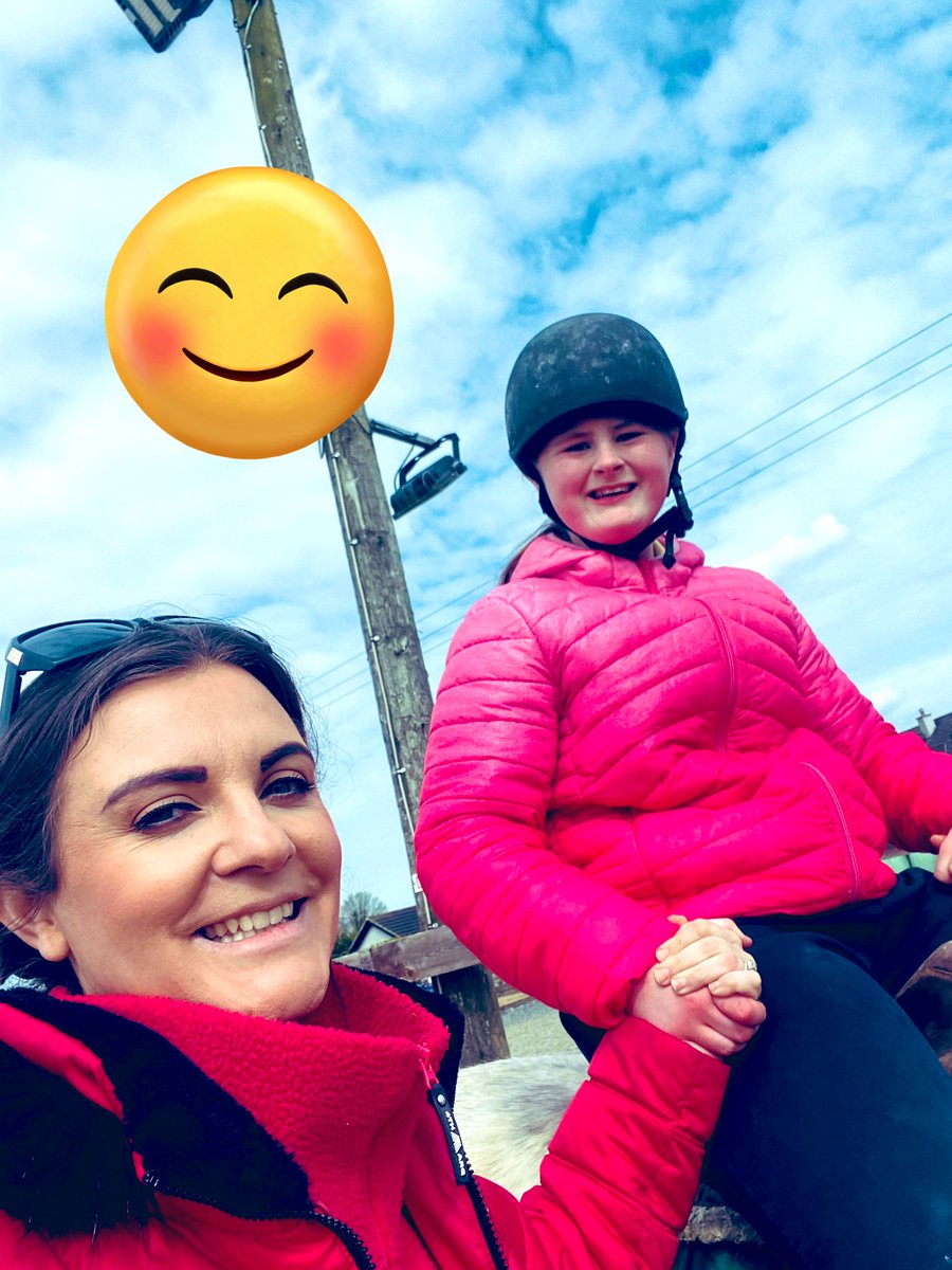 siologaStCon's tweet photo. Amazing efforts by all the children yesterday at equine therapy. Some children have even progressed to trotting on their horses. Well done to you all 🌟🙌🏼 @ConlethSt https://t.co/mKPpcZ27qF