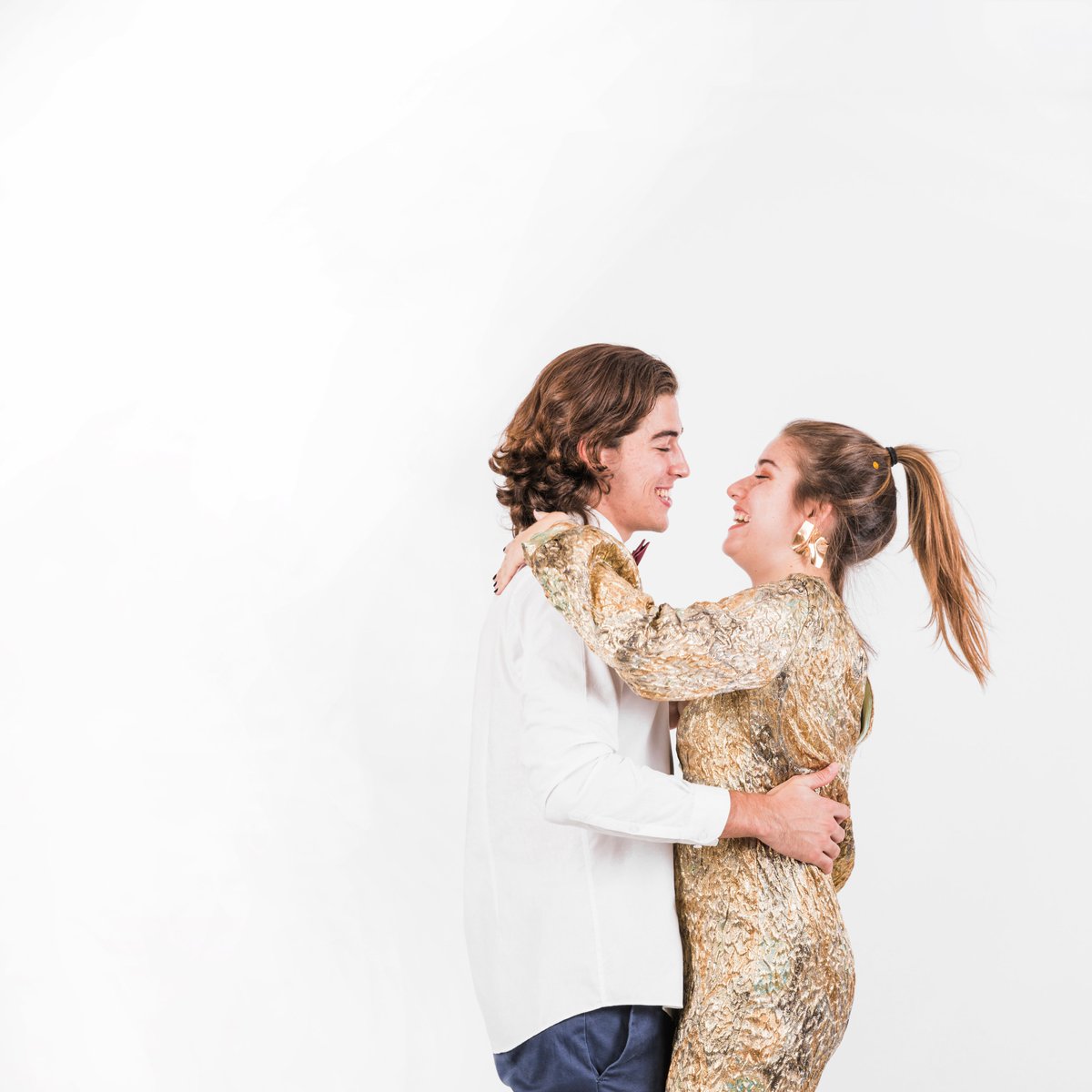 ¡Recuerda: el 7 de mayo es #DiaDeLaMadre! 💐🎉👩‍👧‍👦
Algunos detalles aquí:
Amazon: amzn.to/3wbOdpa
Manomano: bit.ly/3A4rlZj
PCComponentes: bit.ly/3A5ewxZ
Carrefour: bit.ly/41eHbwu
Miravia: bit.ly/3onDjdR
📸: freepik.es