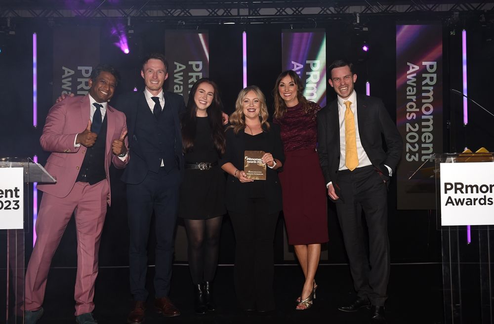 GraylingNorth's tweet photo. We’re thrilled to announce that last night at the @therealPRmoment awards, Grayling North was awarded the ESG/Purpose Campaign Of The Year 2023 for our work on YO!, Chopstick Goals! Hats off to our North team on the delivery of another amazing project! 🎉🥂

#PRmomentAwards https://t.co/Aj300ILYzA