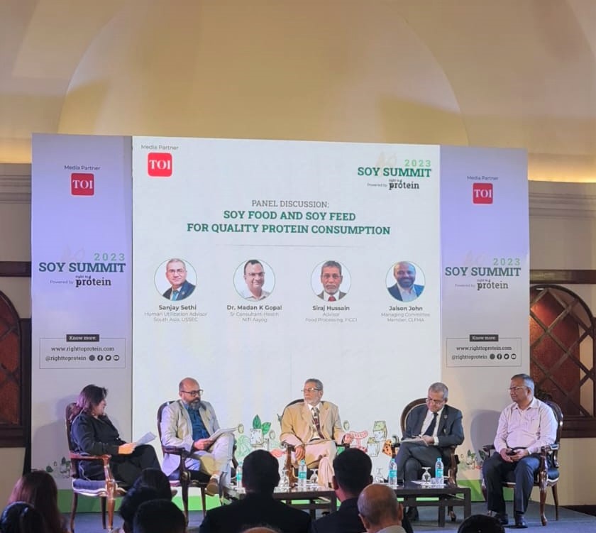 RTPSouthAsia's tweet photo. "Soy is a 50-year story in India.The production of soy in India is not going up, and productivity is low. Soy doesn't require large amount of waters"- @sirajnoida - Advisor @ficci_india
#SoySummit #TimesOfIndia #RightToProtein https://t.co/J8UQEfHmPS