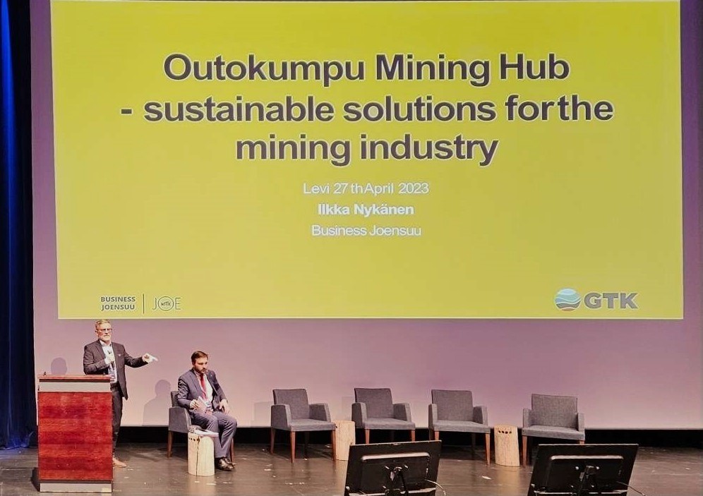 🇫🇮 Hyvää huomenta from #ClustersMeetRegions 2nd day!
🙋‍♂️Our Executive Director, @scuestalopez participates with an inspiring talk about how develop #regional #innovation #ecosystem(s) linked up with extended #valuechains and EU #strategic #policy initiatives
@Clusters_EU
@GTK_FI