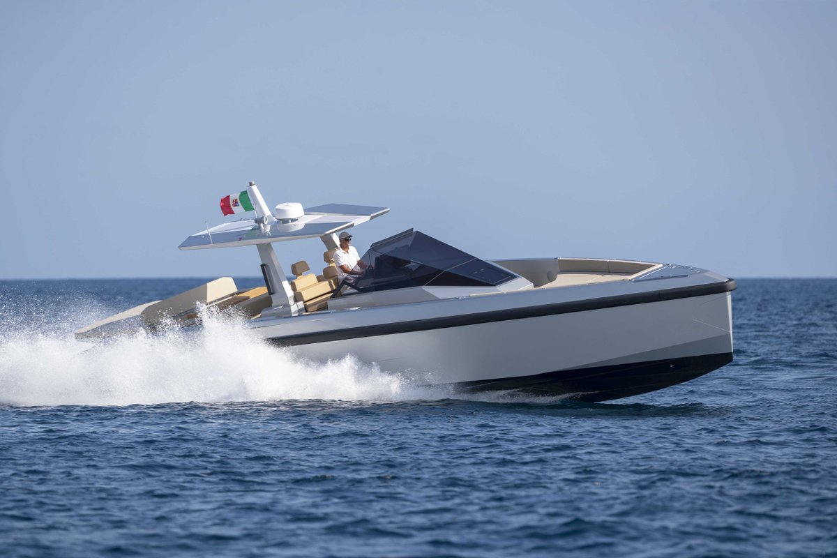FerrettiGroup's tweet photo. Mallorca gets ready to welcome Wally for the Palma International Boat Show.
#FerrettiGroup #KeepBuildingDreams #Wally #WallyYachts #PalmaInternationalBoatShow #PIBS23
https://t.co/Cccho9o0R3 https://t.co/aXl3RNvpPP