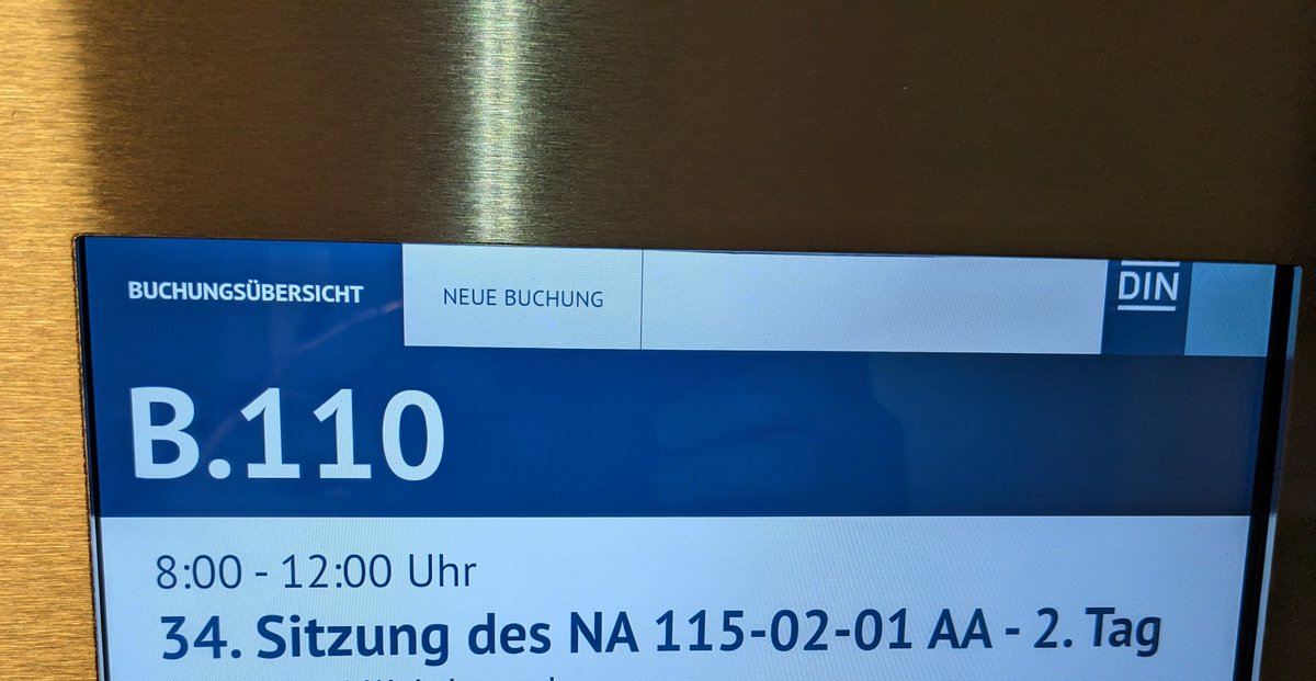 Man macht alles anders und landet doch wieder in Normungssitzungen 😂 #Normung @DIN_Norm #Verpackung #Papier #Folie