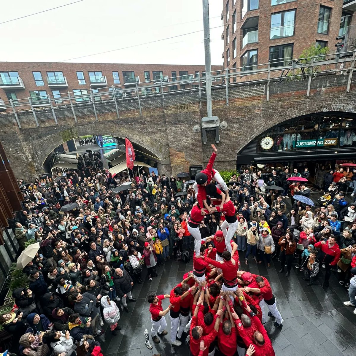 Castellers of London (@castellersldn) on Twitter photo Do you want to be a Casteller?
No previous experience is needed🤩
Send us a DM or send an email to info@castellersoflondon.org.uk
Looking forward to hearing from you 😀 Do you want to be a Casteller?
No previous experience is needed🤩
Send us a DM or send an email to info@castellersoflondon.org.uk
Looking forward to hearing from you 😀
