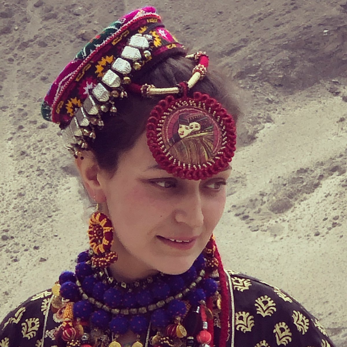 Huma Adnan tweet media