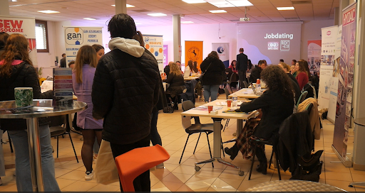 ndf_es's tweet photo. Un grand MERCI 🙏 à toutes les entreprises, les médias locaux et l'ensemble des partenaires de l'emploi pour leur présence lors de notre Job Dating de l'Alternance à Freyming-Merlebach le 20 avril. 🤝 
#alternance #jobdating #emploi #offres #entreprises #informatique #numerique https://t.co/RxXCeoCPJ6