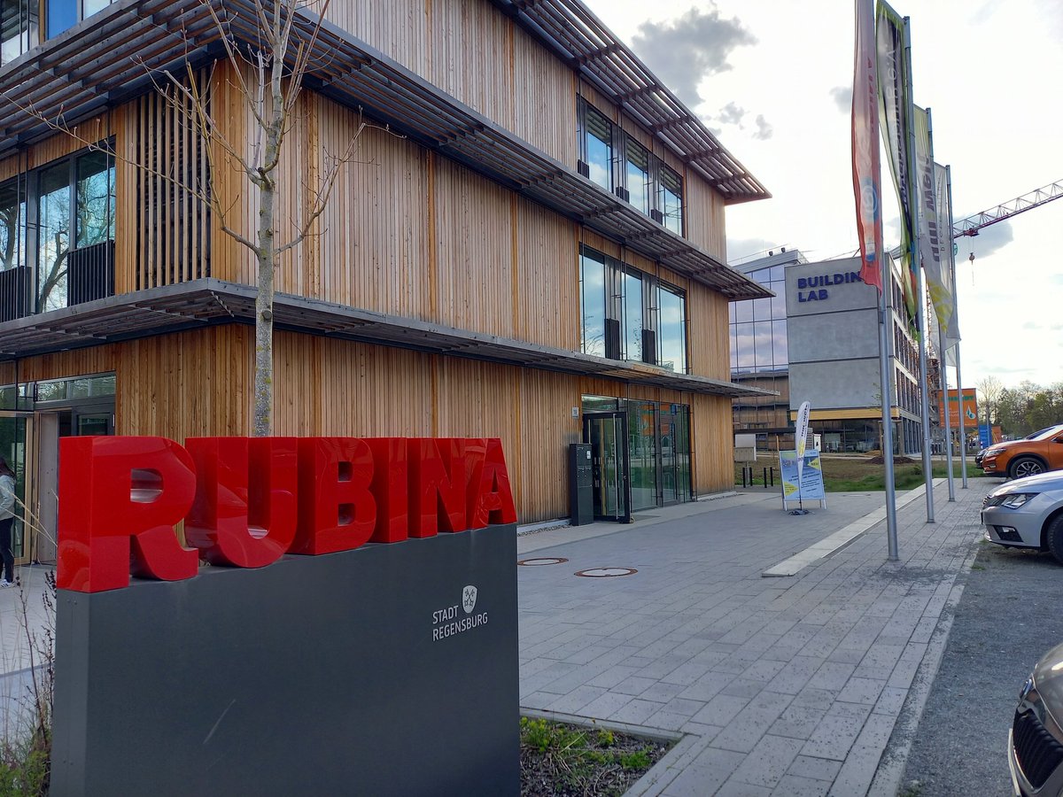 AnneLaureStan's tweet photo. Day 2 in @stadtregensburg for the #SDG conference - sharing best practices and introducing the #carbonBudget to partners from all over the world
#thinkgloballyactglobally https://t.co/vvDsX0667J