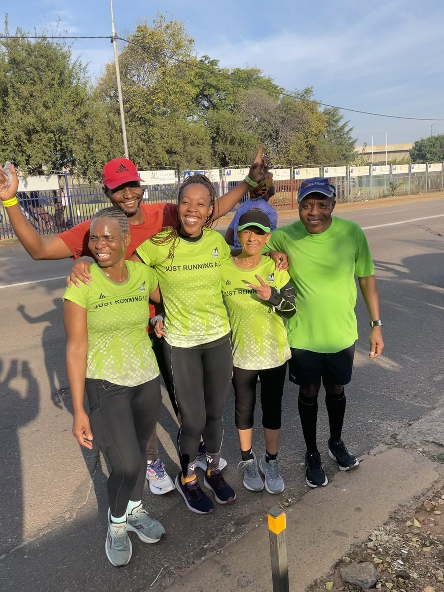justrunningac's tweet photo. The Lime Brigade painted the streets of Centurion &amp; tested the new route for Wally Marathon!

#JRAC #FetchYourBody2023 #Runners #IPaintedMyRun #IChoose2BActive #RunningWithSoleAC #TrapnLos https://t.co/WYV3WJTwzB