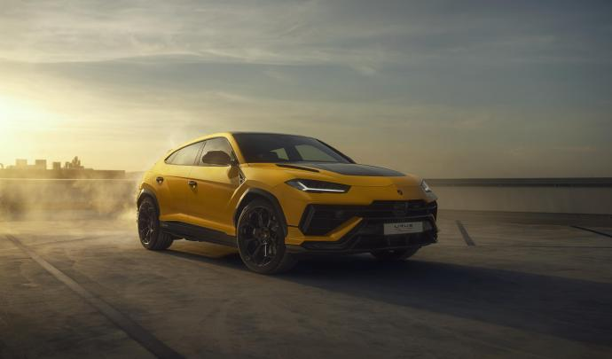 RozaSultanovich's tweet photo. If you want to do a roadtrip, take the lamborghini Urus.
#Car #Urus #Fan #Racing https://t.co/TWVL1769Qm