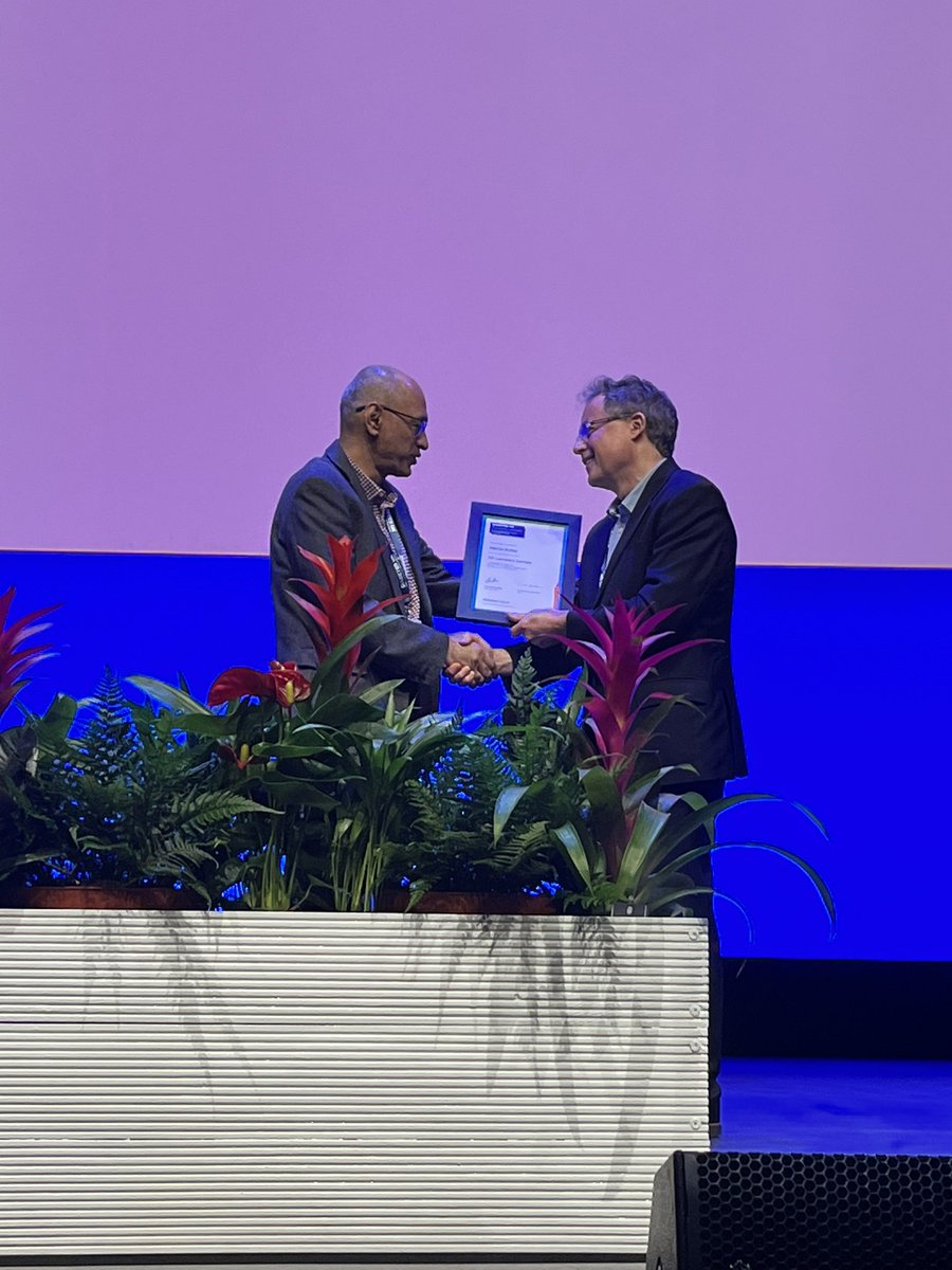 Anna Morris tweet media