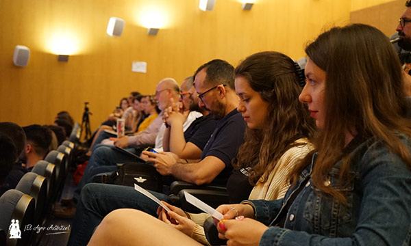 jaarcossanchez's tweet photo. 🔈🔉🔊#Simiente' es una antología poética inspirada en la #agricultura y la #semilla promovida por la Fundación Cellbitec
📝https://t.co/8XWapi4Gy4…
📍Presentación en la Universidad de #Almería coincidiendo con el Día Internacional de las Semillas
🌱🌱
#UAL #Cultura #poesia https://t.co/sj3G69IQFM