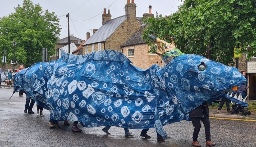 CorOFlaherty's tweet image. Fancy something a bit different? 😁🐉@spottedinely 

Why not join Ely’s Coronation Eel Day this Saturday as she wiggles through the parade to Jubilee Gardens for programme of festivities until 4pm.

For more details: spottedinely.com/coronation-eel…

#CommunityNavigators #EelDay