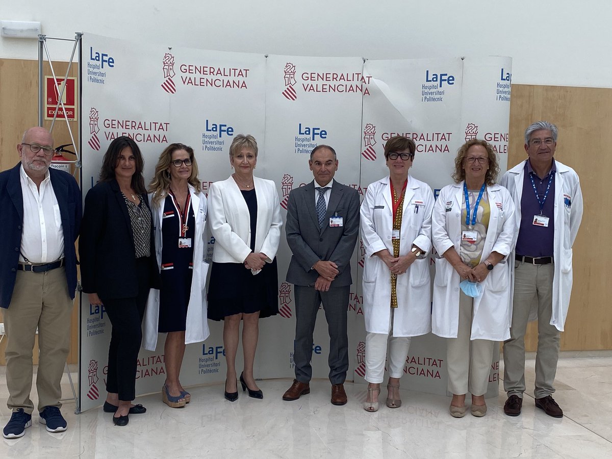 👏Felicidades <a href="/HospitalLaFe/">HospitalLaFe</a> por alcanzar los 1.000 trasplantes pulmonares
🗣️<a href="/coll_elisabeth/">Elisabeth Coll Torres</a>, directora médica de la <a href="/ONT_esp/">Organización Nacional de Trasplantes</a>, participa en el acto de homenaje a donantes, pacientes y profesionales sanitarios

#dejahuella
#OrgulloONT