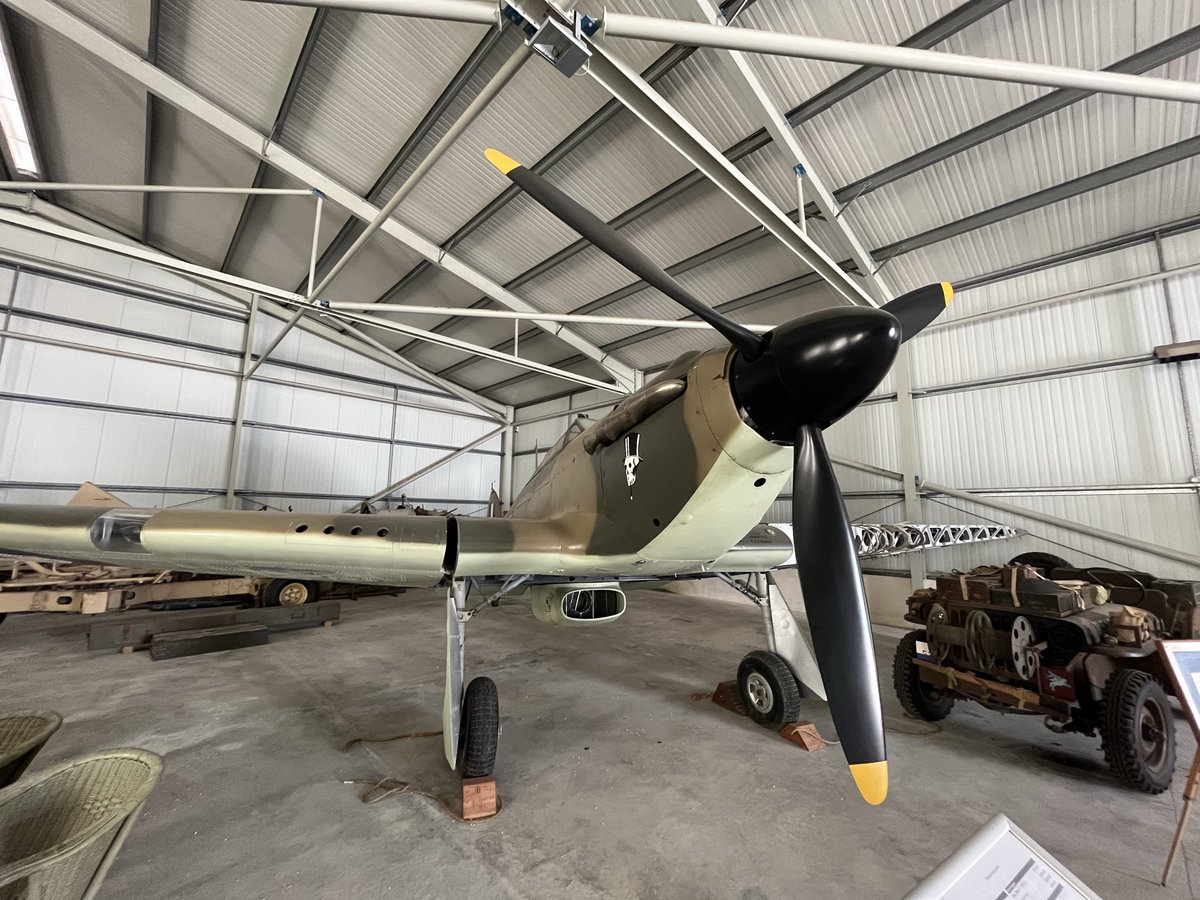 A close look at the Hurricane Mk IIA – Z3055 ditched on the 4th of July 1941, salvaged and restored
#ww2 #Hurricane 
ww2wrecks.com/portfolio/a-cl…