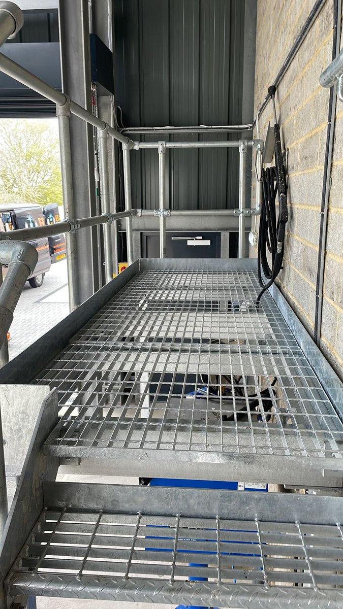 HatchEngLtd's tweet photo. Galvanised Steel Washdown Platform with Staircase for an Ambulance Center in Kent. 🚑 

Fabricated in our workshop and Installed by our Site Team.

#galvanised #steel #walkway #staircase #Metal #installation #fabrication https://t.co/Gg5n5ilVPO