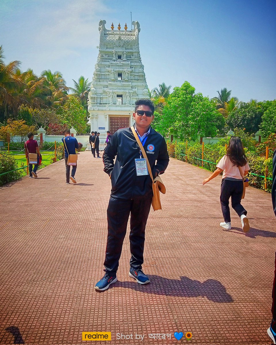 Jitendranath21's tweet photo. 🌞🌻 https://t.co/cDHLEjcQvl