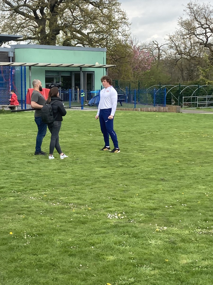 A HUGE thanks to everyone who supported Sports day yesterday. The children at Bettridge all took part in a variety of sporting activities ! With support from British Athletics we welcomed Harrison, Mikey and Piers who are all British athletes from the Olympics and Paralympics.