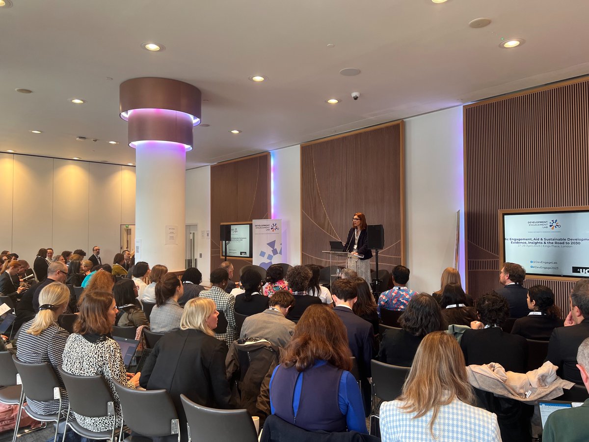 DevEngageLab's tweet image. DEL co-founder @J_A_Hudson officially opening the #DevEngage2023 conference! Follow here for highlights from speakers &amp;amp; panellists from across the #devcomms landscape @OECD_Centre @gatesfoundation @uclspp @CoSS_Birmingham @Focus_2030 @ONECampaign @SaveUK @OxfamGB and more.