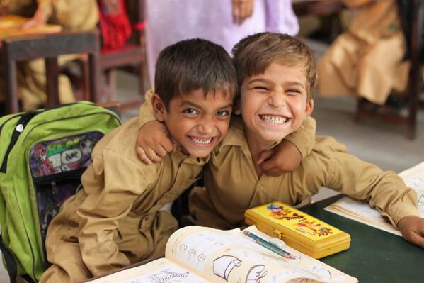 TCF_Rahbar's tweet photo. Precious smiles over the years - join the TCF team today & volunteer in changing a life!
#VolunteerAppreciationWeek
#TcfRahbar #TcfSummerCamp https://t.co/9LldTxNk08