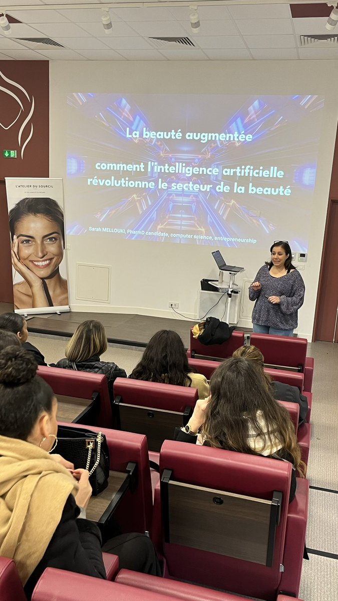 Séminaire à IBCBS Chartres avec la promo #MBADMB #beauty #cosmetics. 1re intervention autour de l’#IA au service de la #Beauté avec #Cosmecode.
