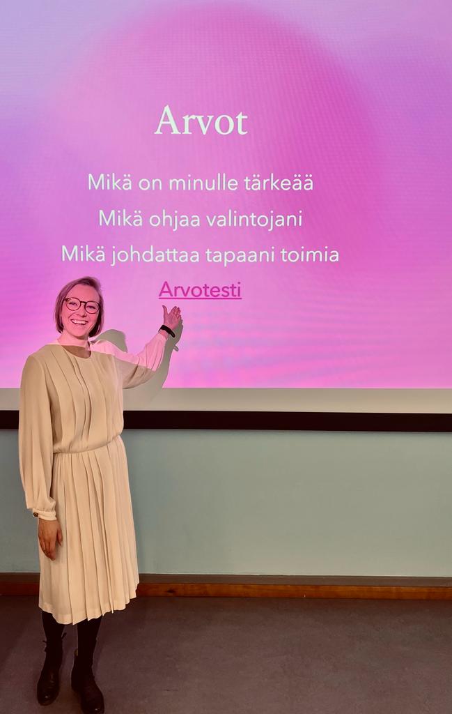 Anmari Brink Pacius 🇺🇦 🌈 tweet media