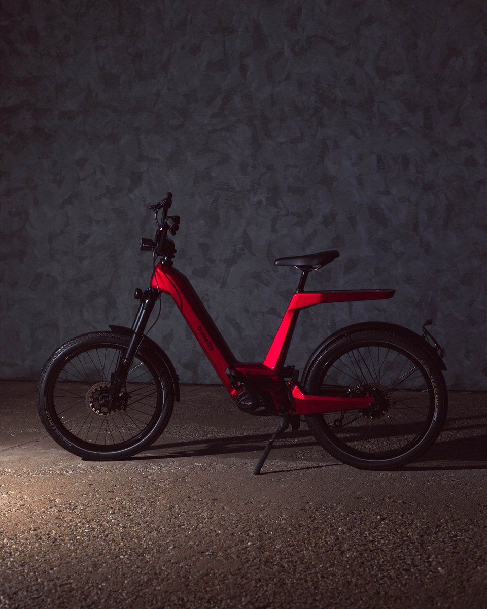 babetta_eu's tweet photo. Revolutionizing urban transportation with the sleek and sustainable design of the Babetta ebike. Join the movement towards a greener future 🚲♻️ #ebikedesign #sustainability #urbantransportation https://t.co/Hbd74qtXyi