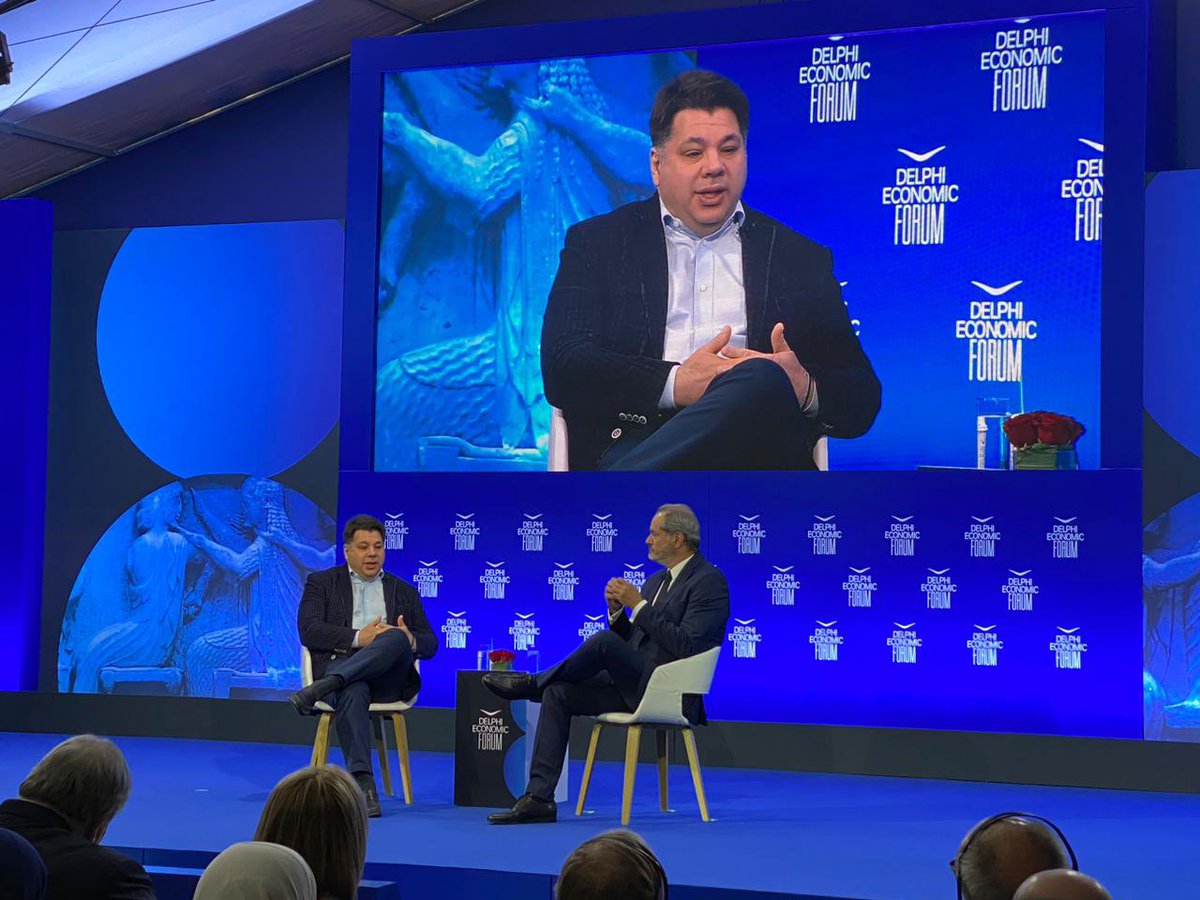 Great to talk w/Tom Ellis about the tremendous strides we're making in the 🇺🇸🇬🇷 relationship. Together, we're defending the democratic values that unite us while promoting peace and prosperity for the region. The US views Greece as an indispensable Ally and partner. @delphi_forum