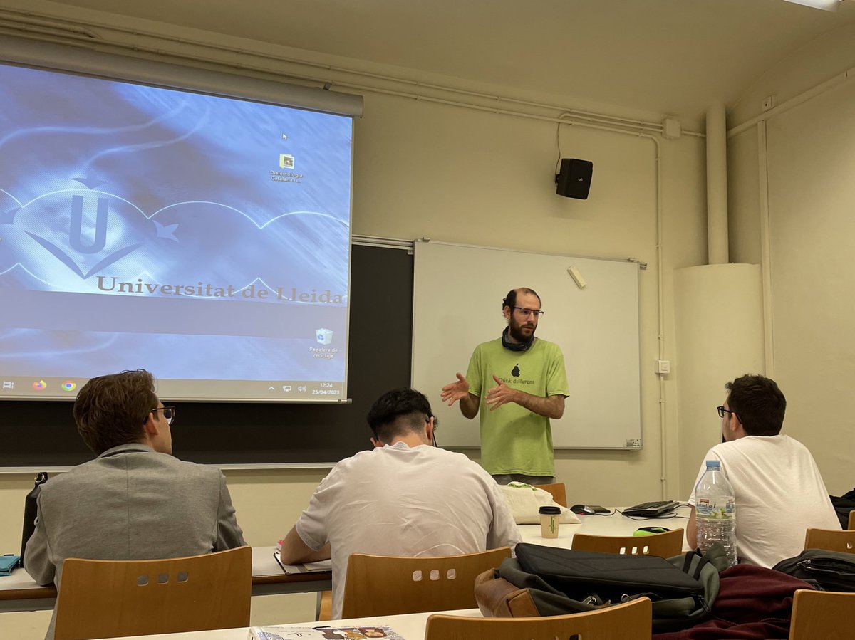 Noahlua (@n0ahlua) on Twitter photo Aquesta setmana hem tingut l’última #estrellaconvidada a #LingüísticaAplicada
<a href="/nandratx/">Andratx Badia Escolà 🎗</a> ha tancat la temporada amb l’ensenyament-aprenentatge del català com a #L2
Gràcies a tothom que s’ha avingut a participar-hi💜
#grauFCEO #doblegrauLATiFCEO <a href="/UdL_info/">Universitat de Lleida (UdL)</a> Aquesta setmana hem tingut l’última #estrellaconvidada a #LingüísticaAplicada
<a href="/nandratx/">Andratx Badia Escolà 🎗</a> ha tancat la temporada amb l’ensenyament-aprenentatge del català com a #L2
Gràcies a tothom que s’ha avingut a participar-hi💜
#grauFCEO #doblegrauLATiFCEO <a href="/UdL_info/">Universitat de Lleida (UdL)</a>