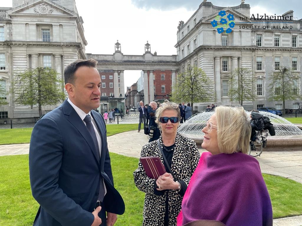 alzheimersocirl's tweet photo. Well done to our advocates @rochfordbrennan & @CarmelGeoghegan who attended the launch of @DSS_Ireland service yesterday which heralds the introduction of a new system of tiered decision-making supports. Great work! More info: https://t.co/cZht0Lr9Di https://t.co/qKllyLsHCD