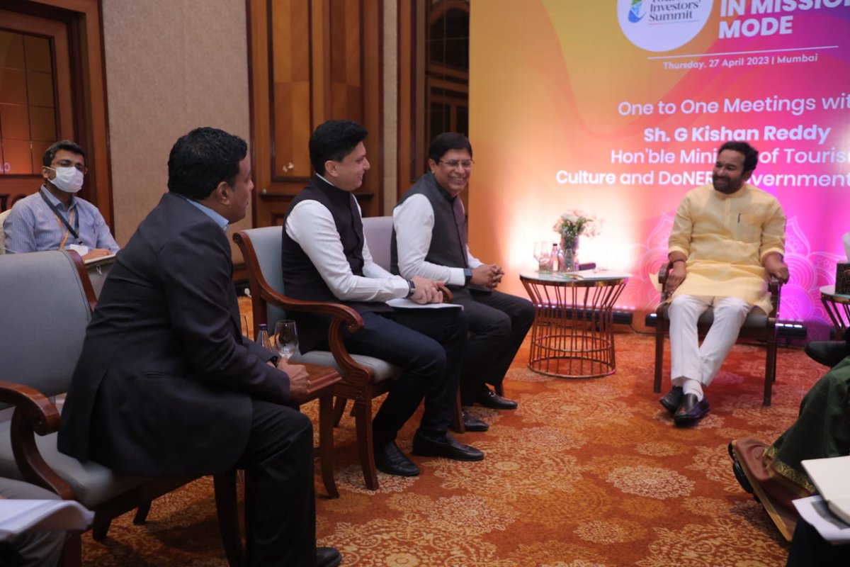 tourismgoi's tweet photo. Hon'ble Minister of Tourism, Culture &amp; DoNER, Shri G Kishan Reddy, held one to one meeting with Mr. Dhimant Bakshi, Chief Executive Officer, Imagica to discuss the avenues of establishing recreational arenas or themed parks to boost tourism in the regions https://t.co/dJwy5iGs8h