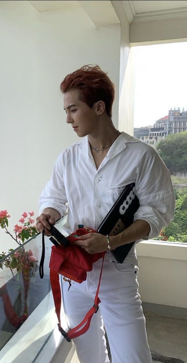 Bestofmino's tweet photo. Song Mino https://t.co/rKgIqwSujZ