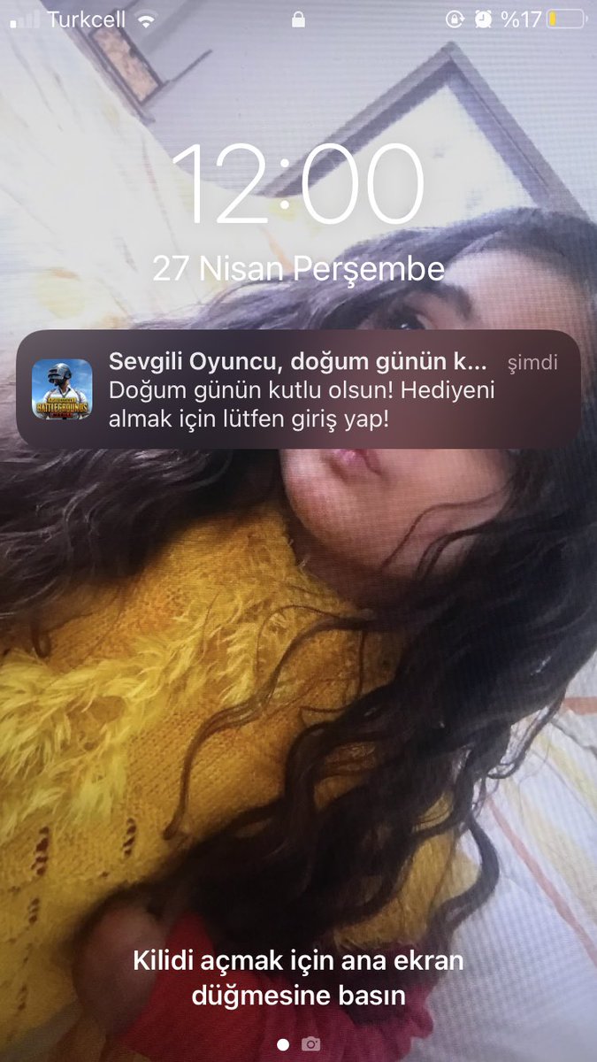 sekerlibira_5's tweet photo. Hahaha ilk hediyemi aldım bile apzöepdösxpsmdp https://t.co/ivaVoJZ0RD