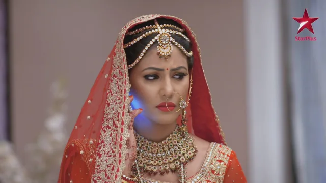 Crystal_Krish4r's tweet photo. younger me was in love with akshara's outfits in different occasions, it was too good, Hina even just ate all this looks 🤌 https://t.co/pGBEADypwM