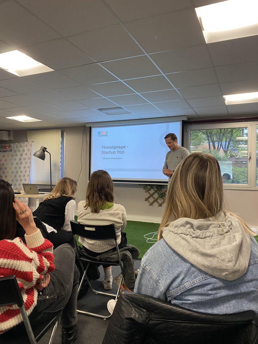 Matinée chez <a href="/1Kubator/">1KUBATOR</a> dans le cadre du <a href="/MBADMB/">mbadmb</a> Lyon avec Pierre Louis et l’intervention de Thibault sur l’univers startup et son projet Itizi 🌱

#incubateur #startup #mbadmb <a href="/ArnaultChatel/">Arnault Chatel</a> <a href="/VincentMontet/">Vincent MONTET</a> <a href="/wtaranoff/">Wladimir Taranoff 🧩🔑</a>