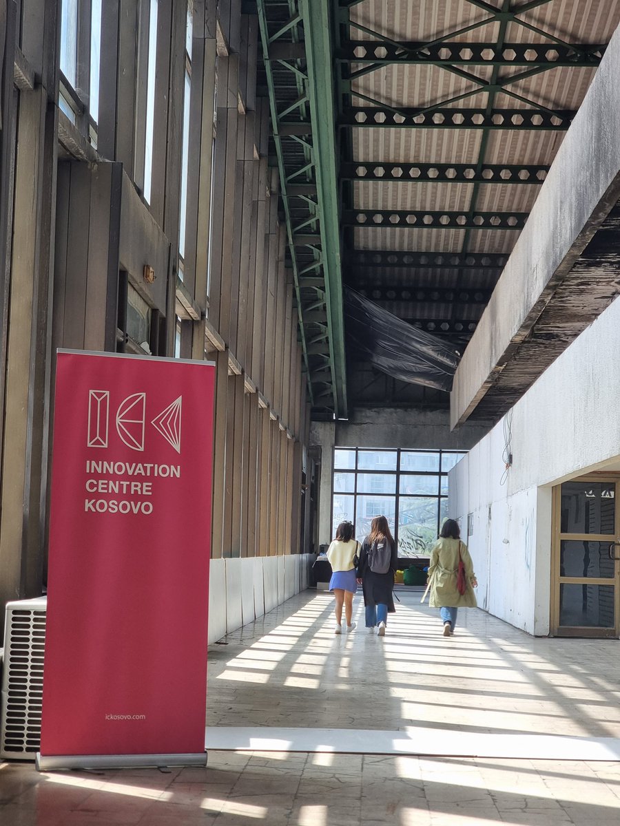 ICKosovo's tweet image. Our office for today 📍 Youth Centre ❤️ Celebrating Girls in ICT with female founders, startups, engineers, and guests. Good weather 🌞 inspirational community. Visit us until 9pm! @gitkosovo @KPrishtines #VajzatnëTIK23 #Prishtina