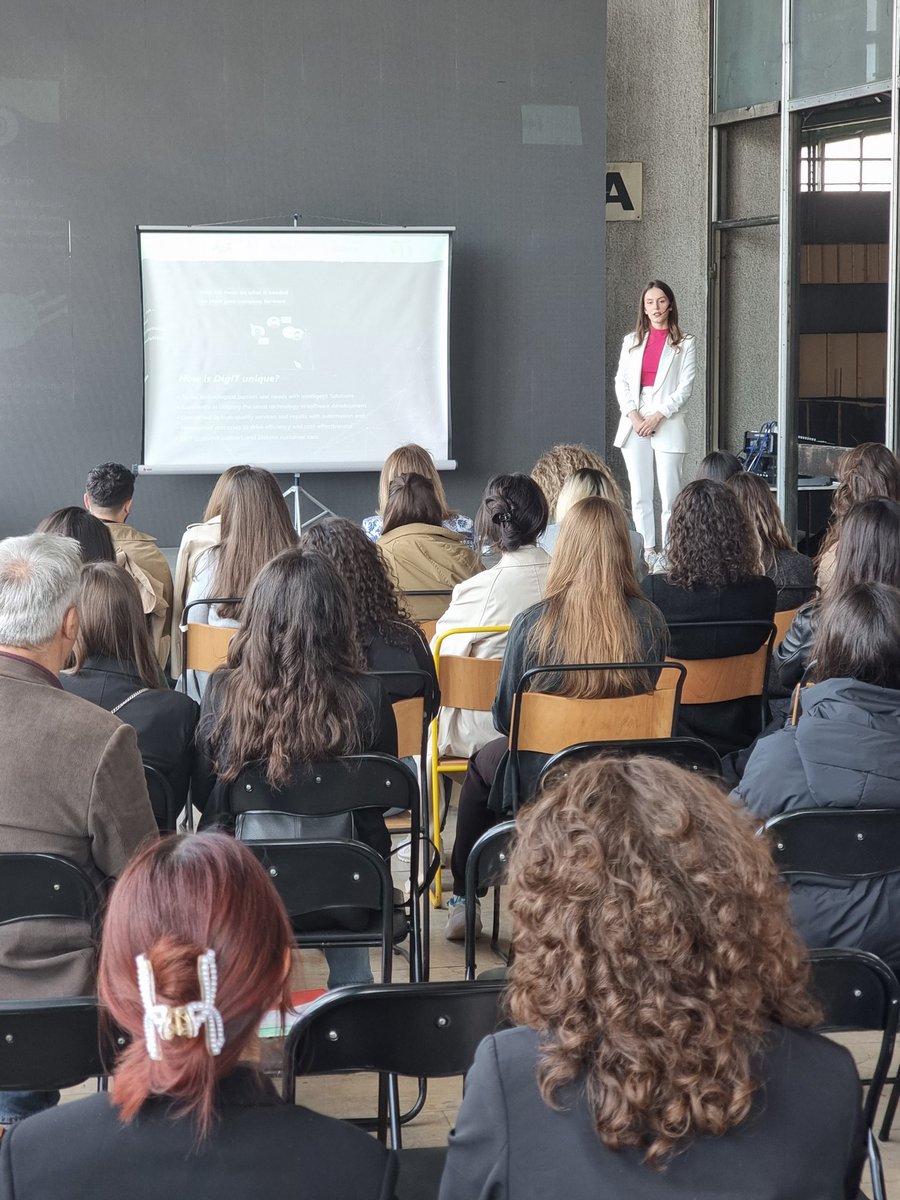 ICKosovo's tweet image. Our office for today 📍 Youth Centre ❤️ Celebrating Girls in ICT with female founders, startups, engineers, and guests. Good weather 🌞 inspirational community. Visit us until 9pm! @gitkosovo @KPrishtines #VajzatnëTIK23 #Prishtina