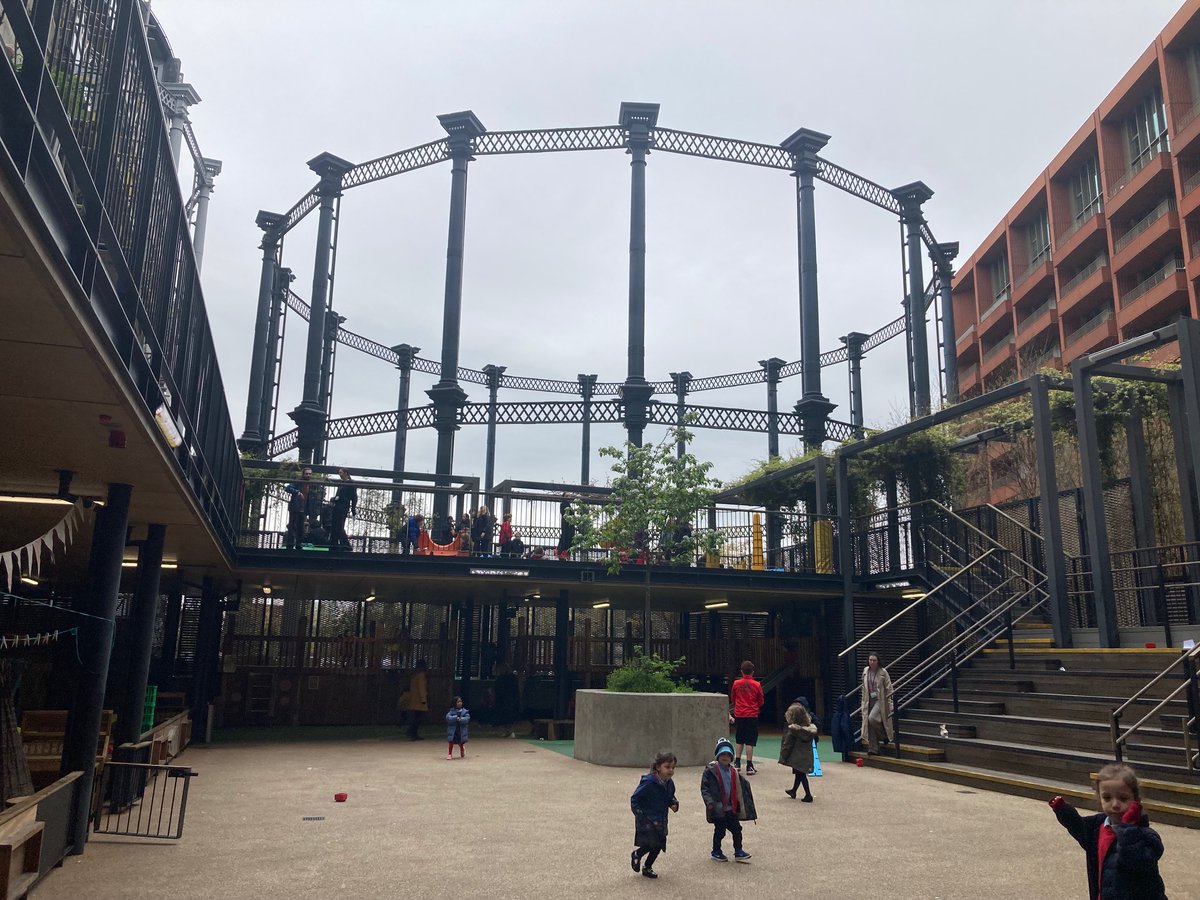 LGfL's tweet photo. Thanks @pip_bhol for welcoming us to @KingsCrossAcad1 to plan the upcoming Literacy #EdTech Hub Study Tour event.
We loved the Corbusian-style playground &amp; look forward to showcasing your expert teaching &amp; learning with effective use of #tech
Find out: https://t.co/1FSCVUM5tC https://t.co/tPDVK8Jsln
