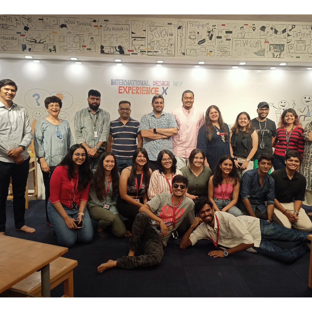 Design students from ADYPU-SOD, MIT-ID, and Vishwakarma University visited @EXTENTIA's Experience Studio on International Design Day to witness innovation in action. They explored the latest tech empowering designers and had fun at work! #InternationalDesignDay #ExtentiaLife